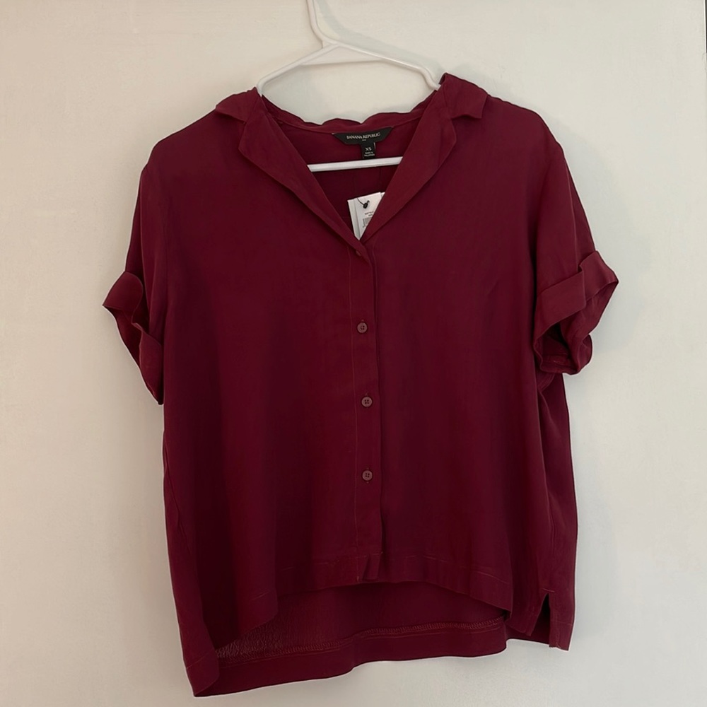 Banana republic: button-up cropped blouse: XS, NWT